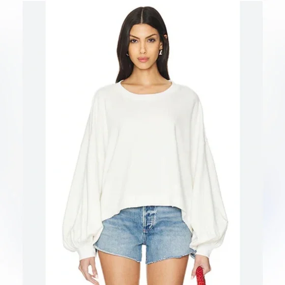 Free People Trish Sweatshirt in White NWOT oversized L - Picture 4 of 5